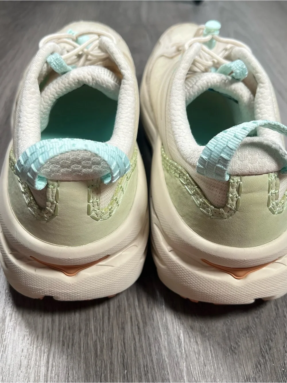 HOKA One Unisex U Bondi B3 Oat Milk Succulent Green Shoes Womens 10.5 / Mens 9.5